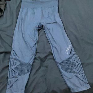 cool & comfy leggings from pink